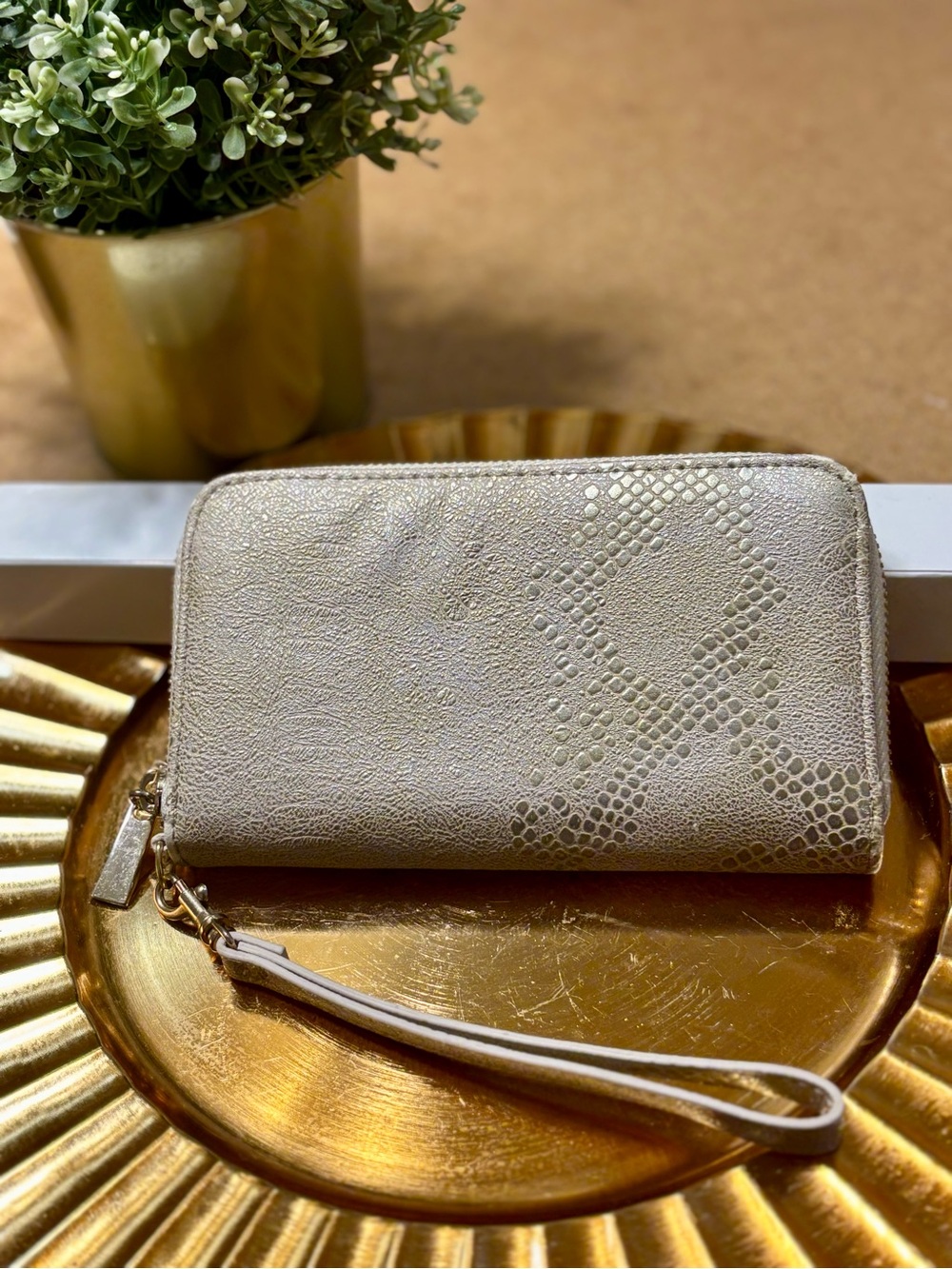 Gold Snake-Embossed Zip Wristlet Wallet - Unbranded